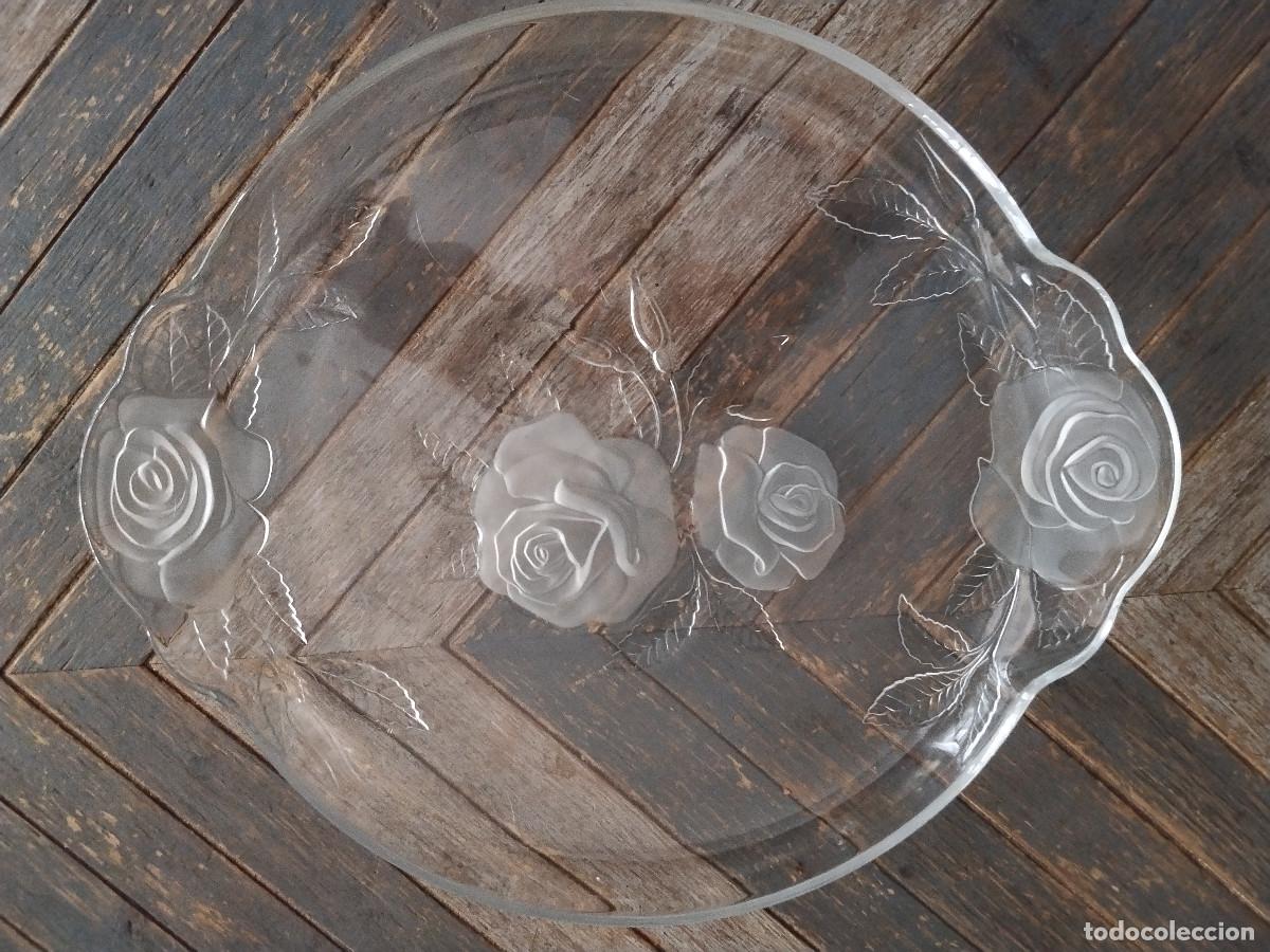Vintage: Frutero de cristal con rosas en relieve &ndash; vintage