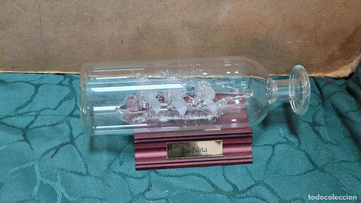 Vintage: barco de cristal en botella