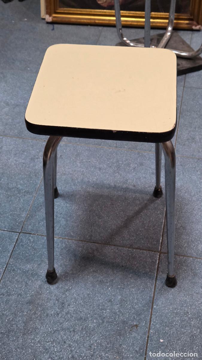 Vintage: taburete de cocina vintage