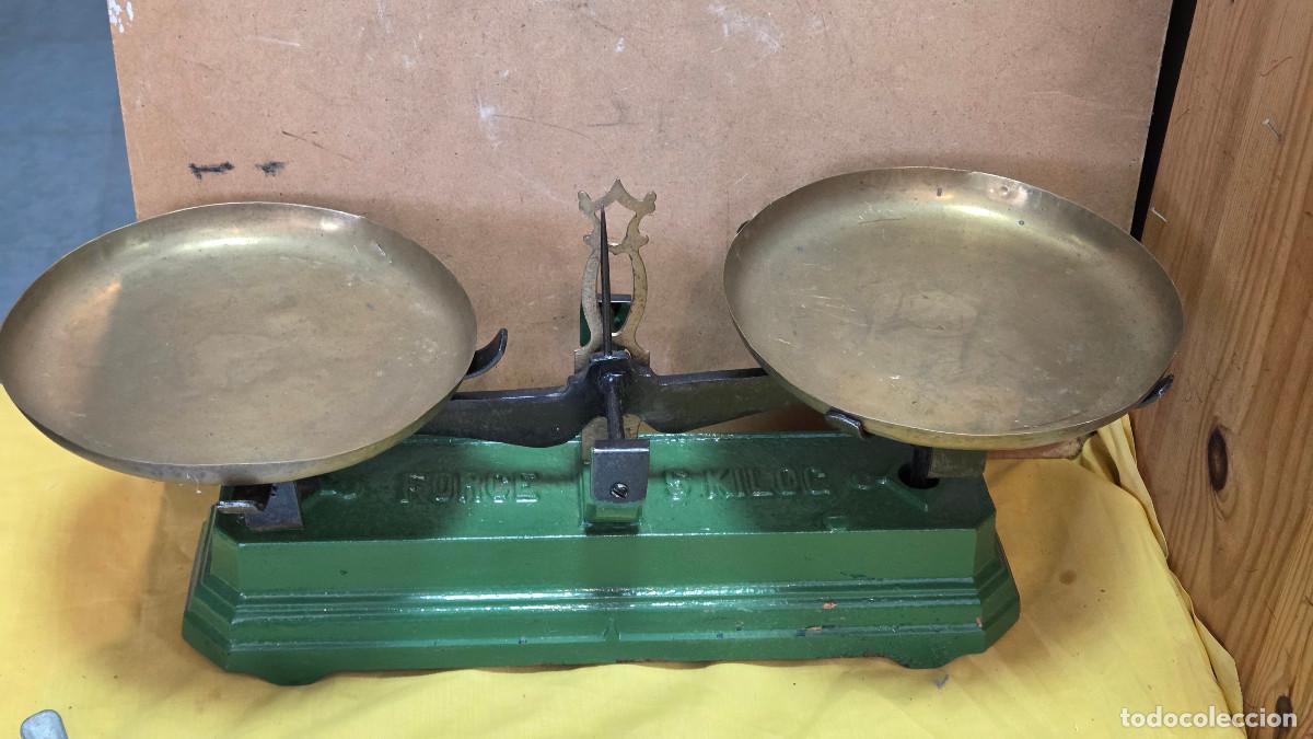 Vintage: balanza de 5 kilos hierro y metal