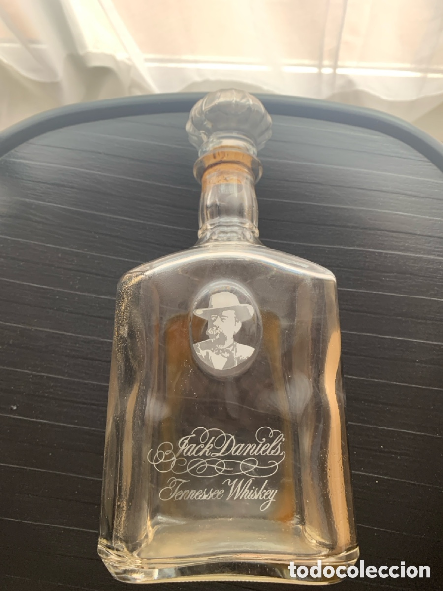 Vintage: Decantador de cristal Jack Daniel&rsquo;s Tennessee Whiskey con tap&oacute;n original