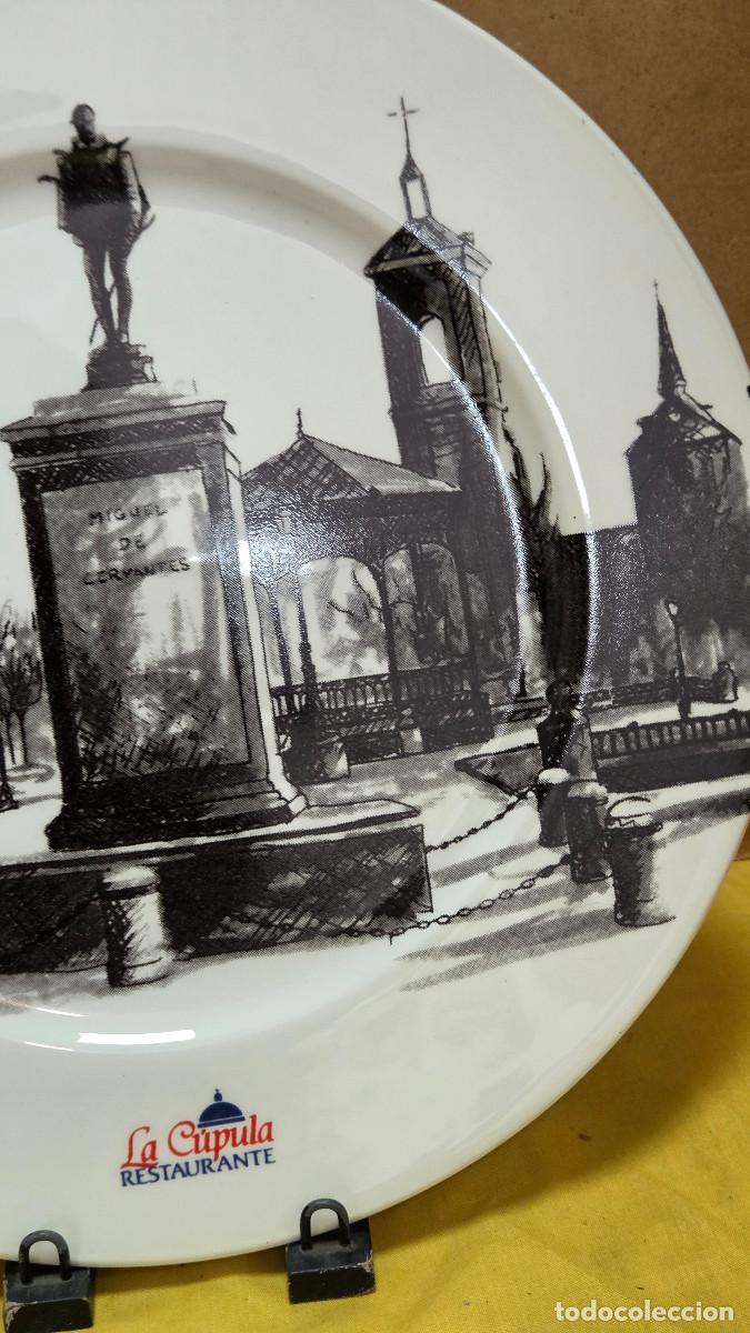 Vintage: plato de porcelana vintage - Foto 2