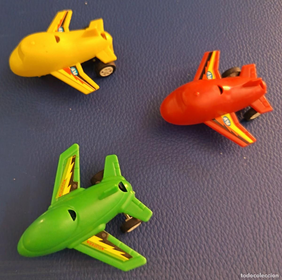 Vintage: Juguetes. 3 Aviones de plastico con traccion. Vintage.