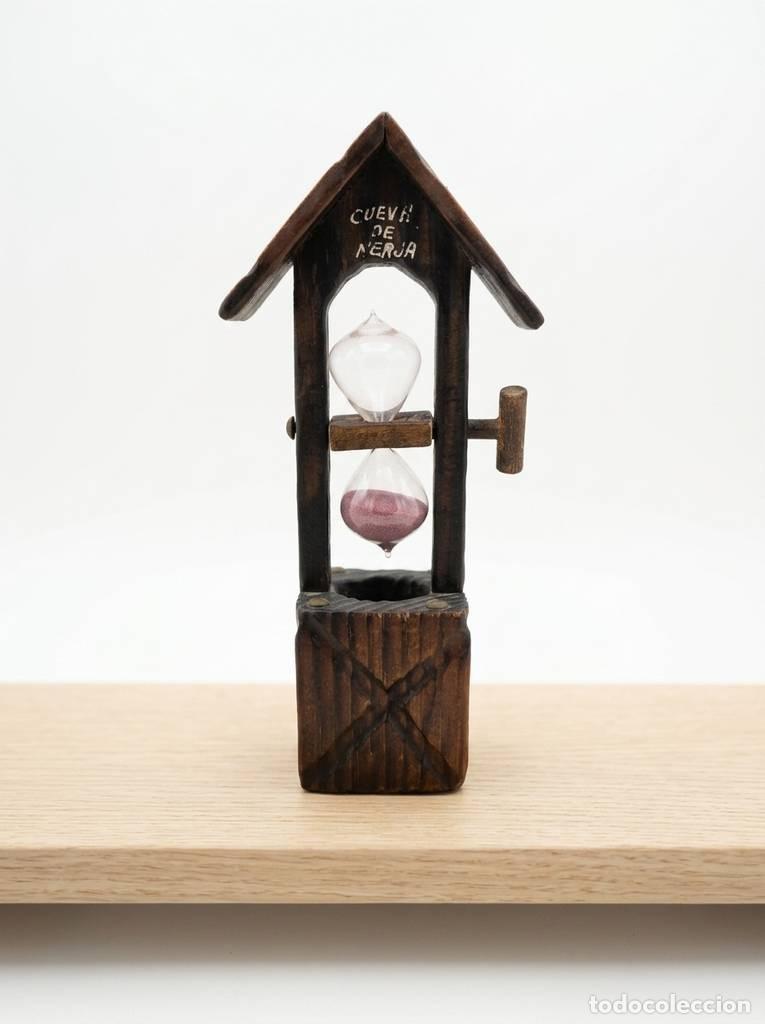 Vintage: RELOJ DE ARENA DE MADERA