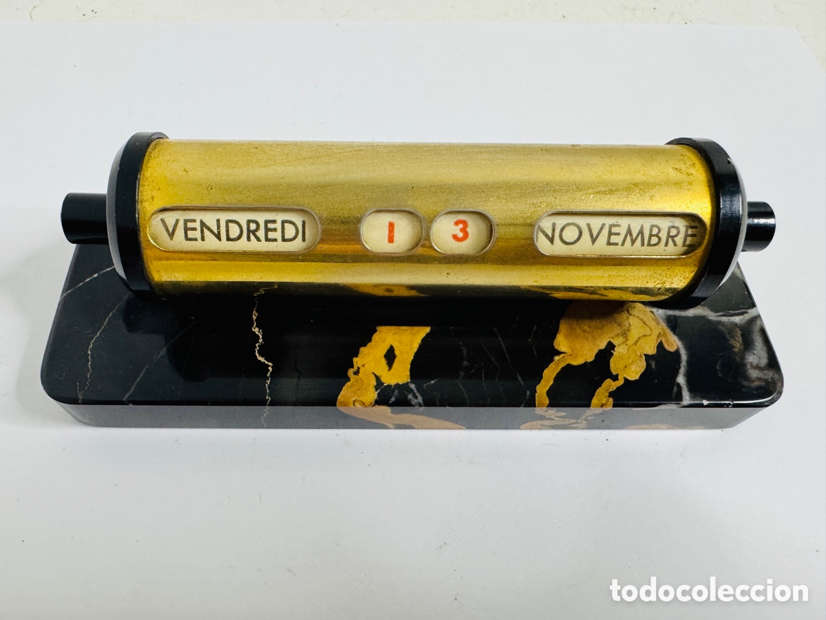 Vintage: Calendario perpetuo vintage de escritorio, a&ntilde;os 60.