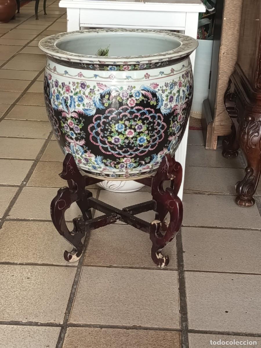 Vintage: Macetero Oriental con soporte madera
