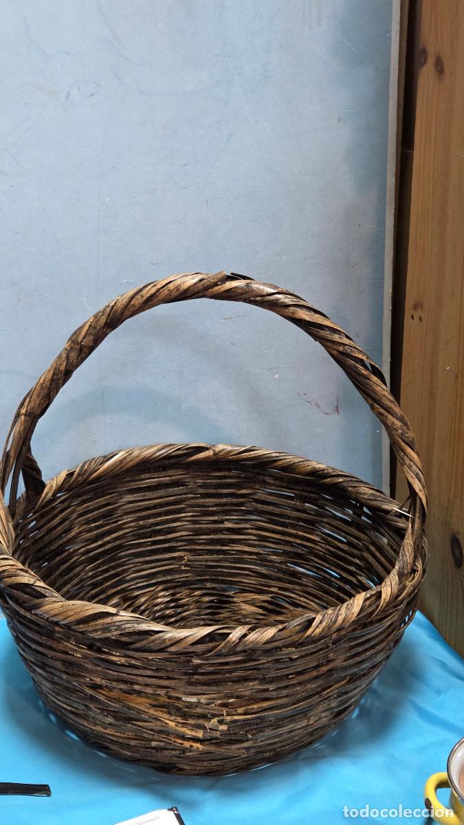 Vintage: canasta de mombre antigua