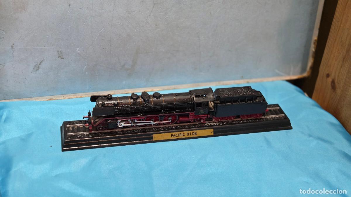 Vintage: maqueta de locomotora de coleccion