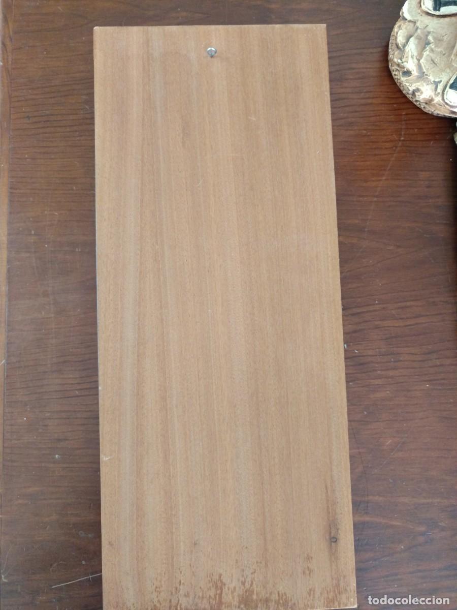 Vintage: Cuadro de madera con relieve - Foto 2