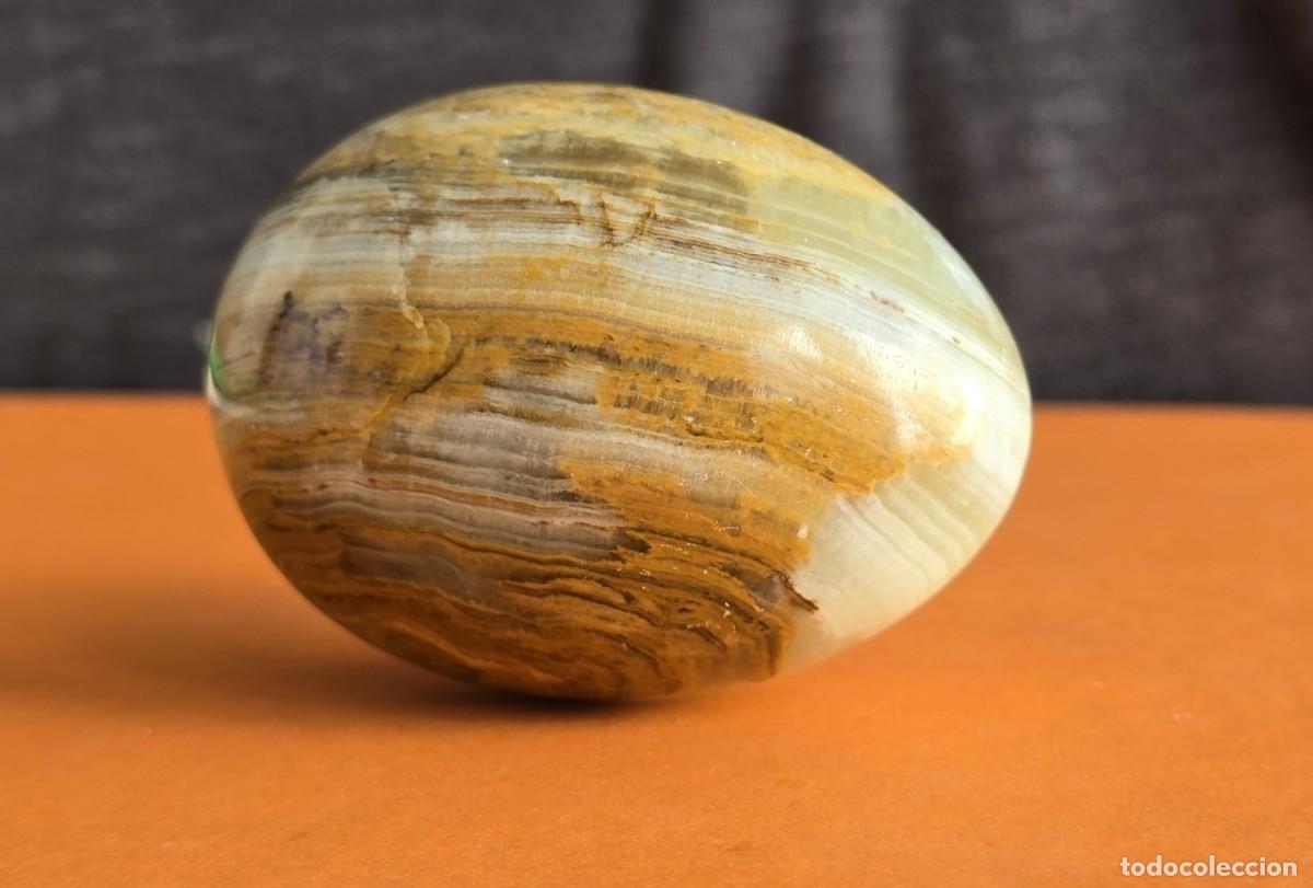 Vintage: PIEZA DE &Oacute;NIX VERDE de 7 cm. Forma ovoidal y PULIDO muy fino.