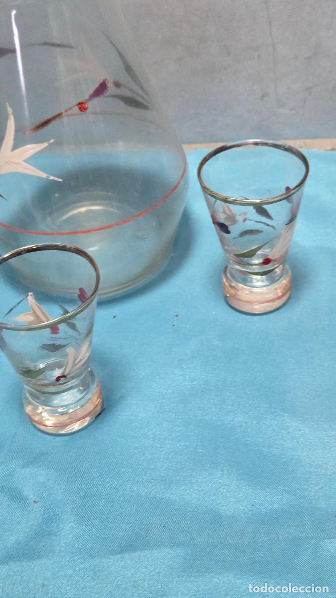 Vintage: botella y vasos de cristal - Foto 5
