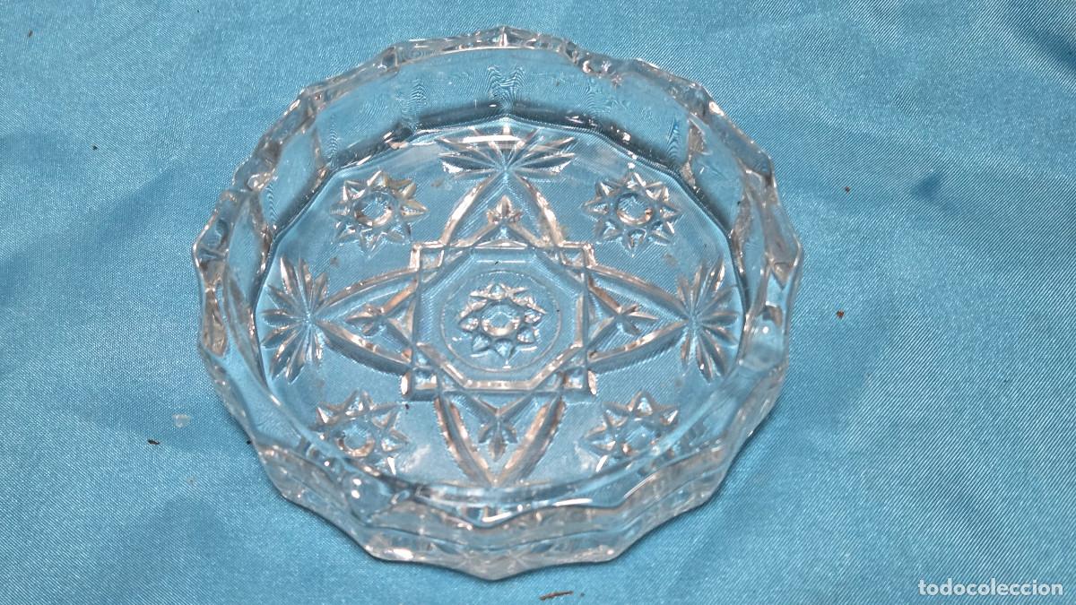 Vintage: cenicero de cristal de la granja