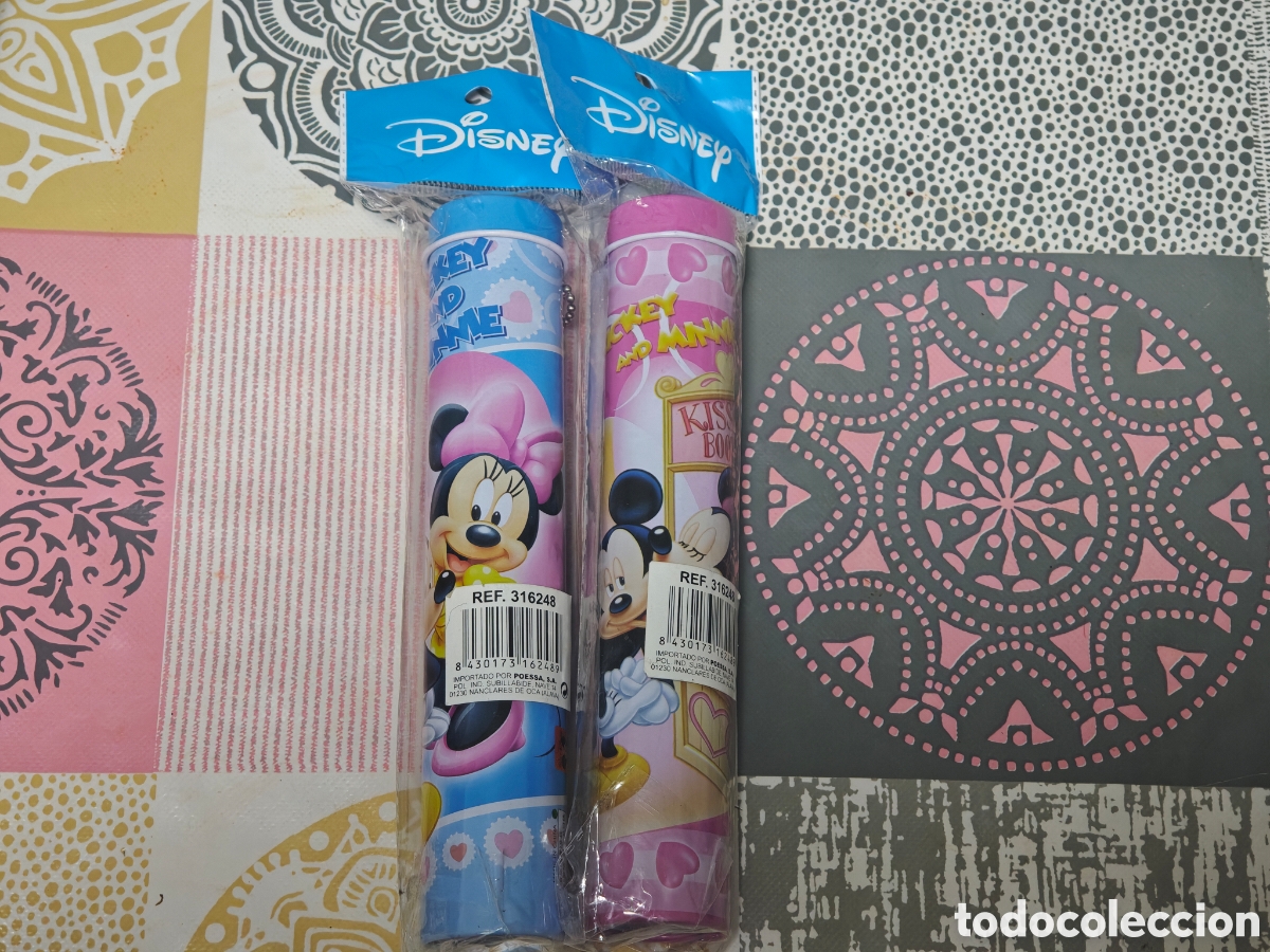 Vintage: Dos fundas Disney para pol&iacute;grafos rotris