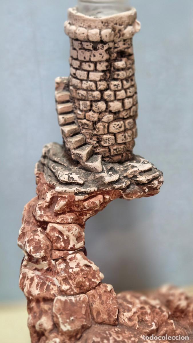 Vintage: figura de faro en rocas - Foto 3