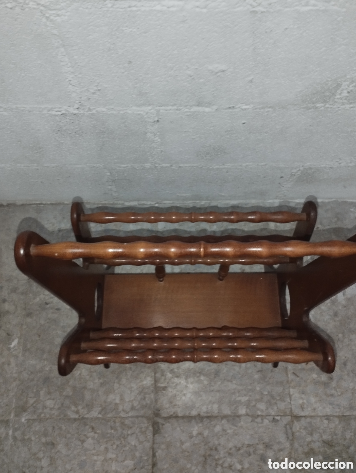 Vintage: Revistero de madera antiguo - Foto 3