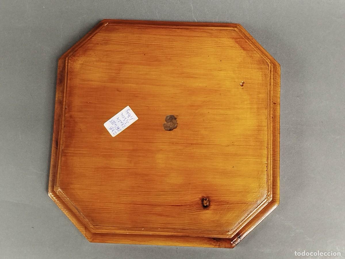 Vintage: PEANA DE MADERA CUADRADA ACHAFLANADA - Foto 3
