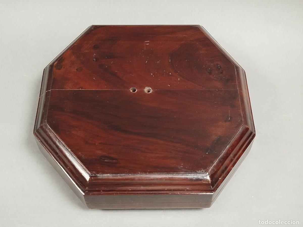 Vintage: PEANA DE MADERA BARNIZADA OCTOGONAL - Foto 5