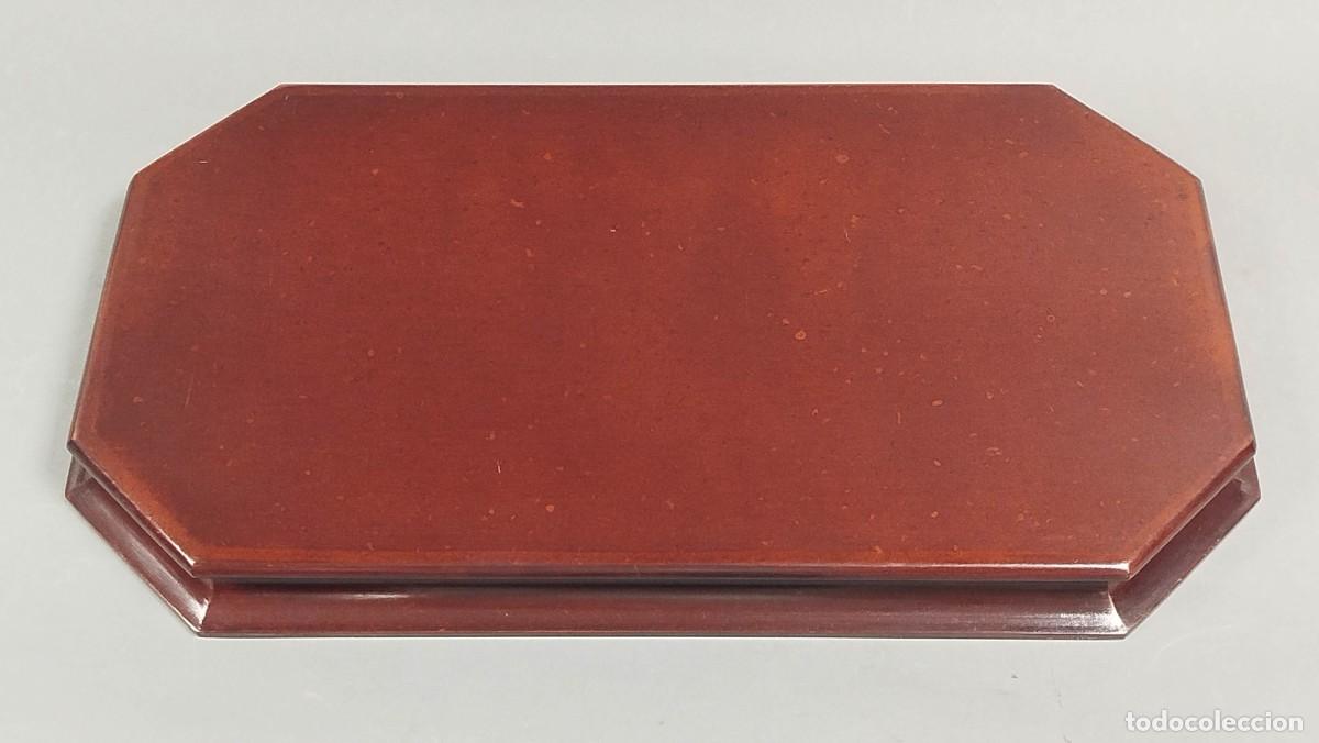 Vintage: BASE DE MADERA BARNIZADA RECTANGULAR CON CHAFLANES EN ESQUINAS - Foto 5