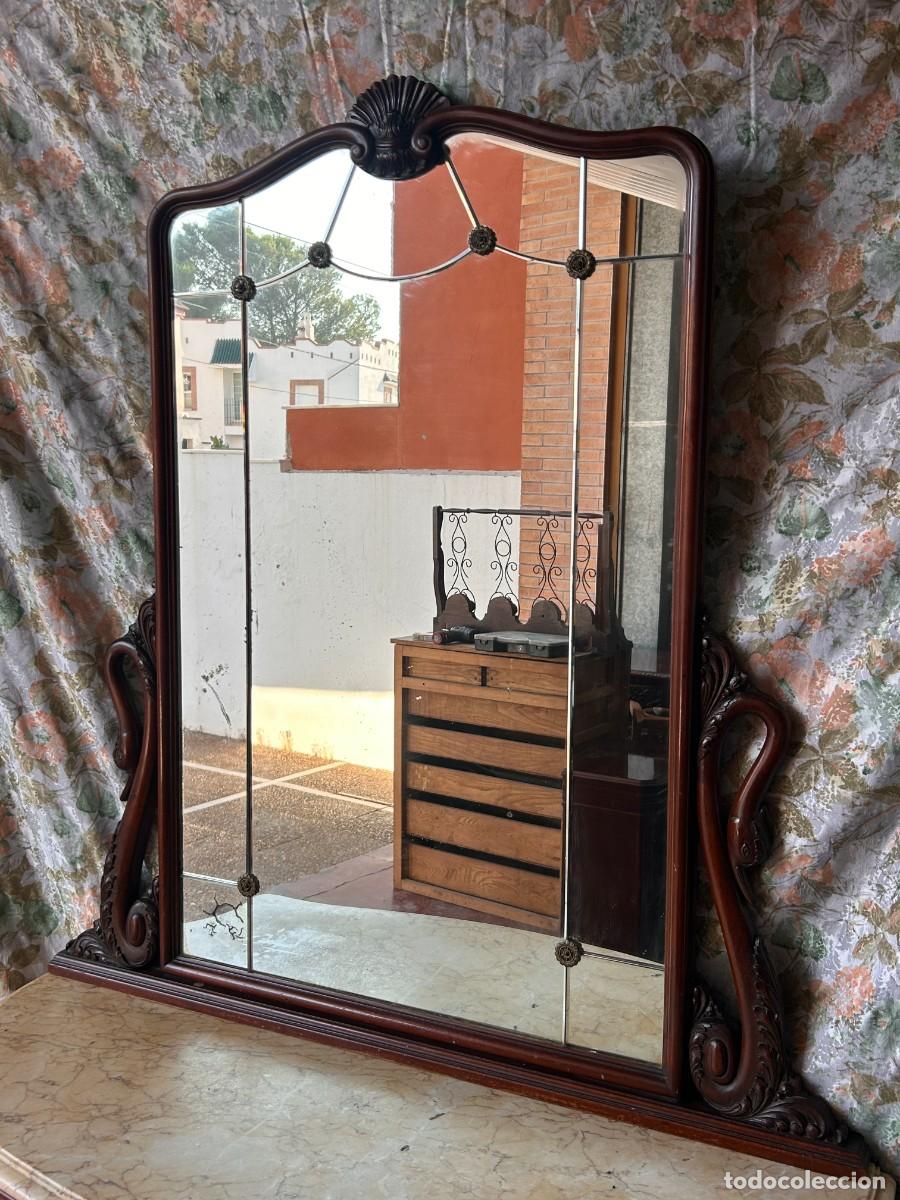 Vintage: C&oacute;moda antigua con espejo - Foto 5