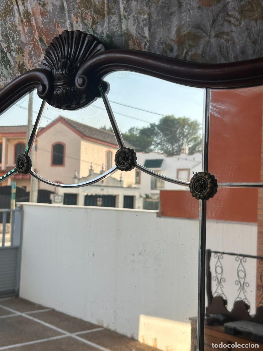 Vintage: C&oacute;moda antigua con espejo - Foto 7