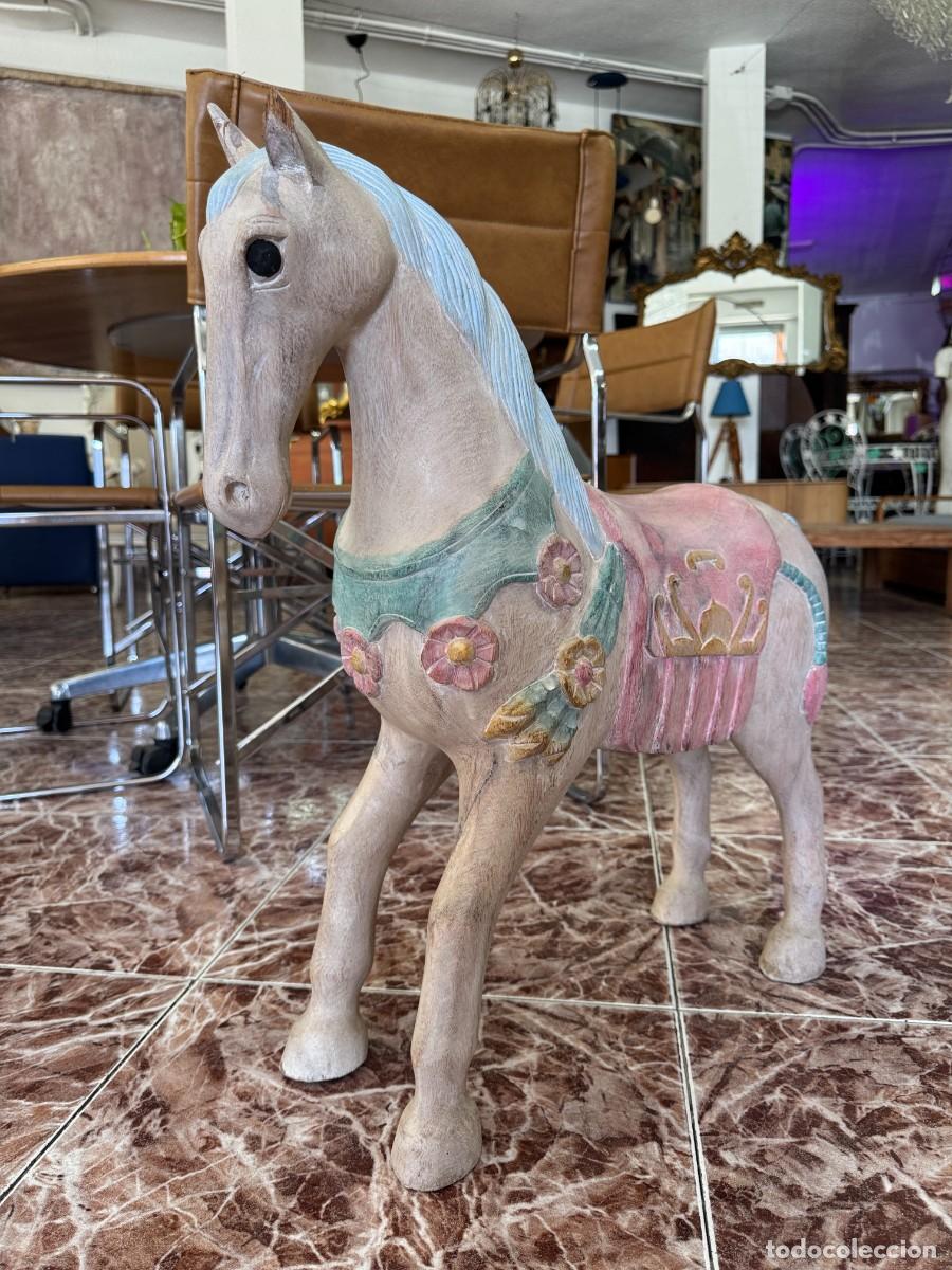 Vintage: Caballito de madera tallado y policromado - Foto 5