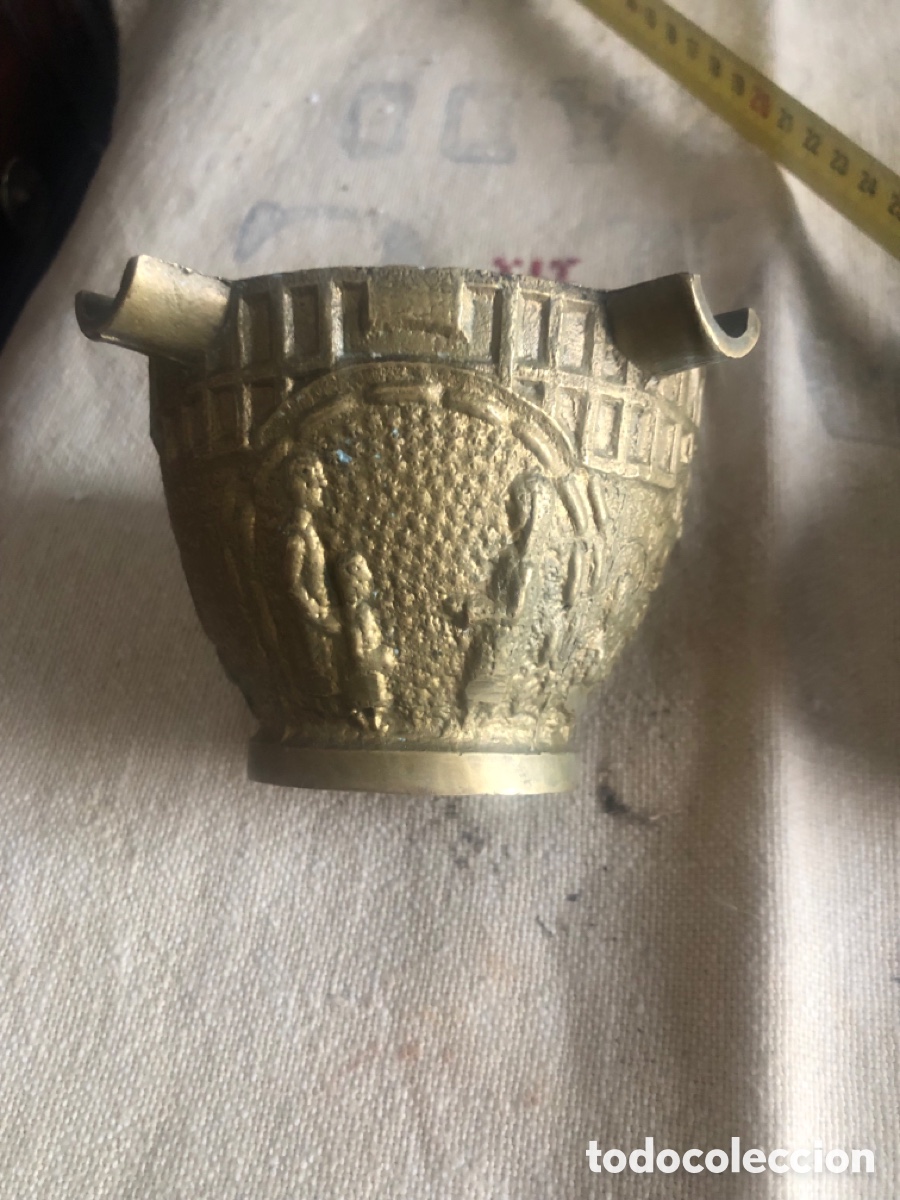 Vintage: cenicero de lat&oacute;n con forma de mortero - Foto 3