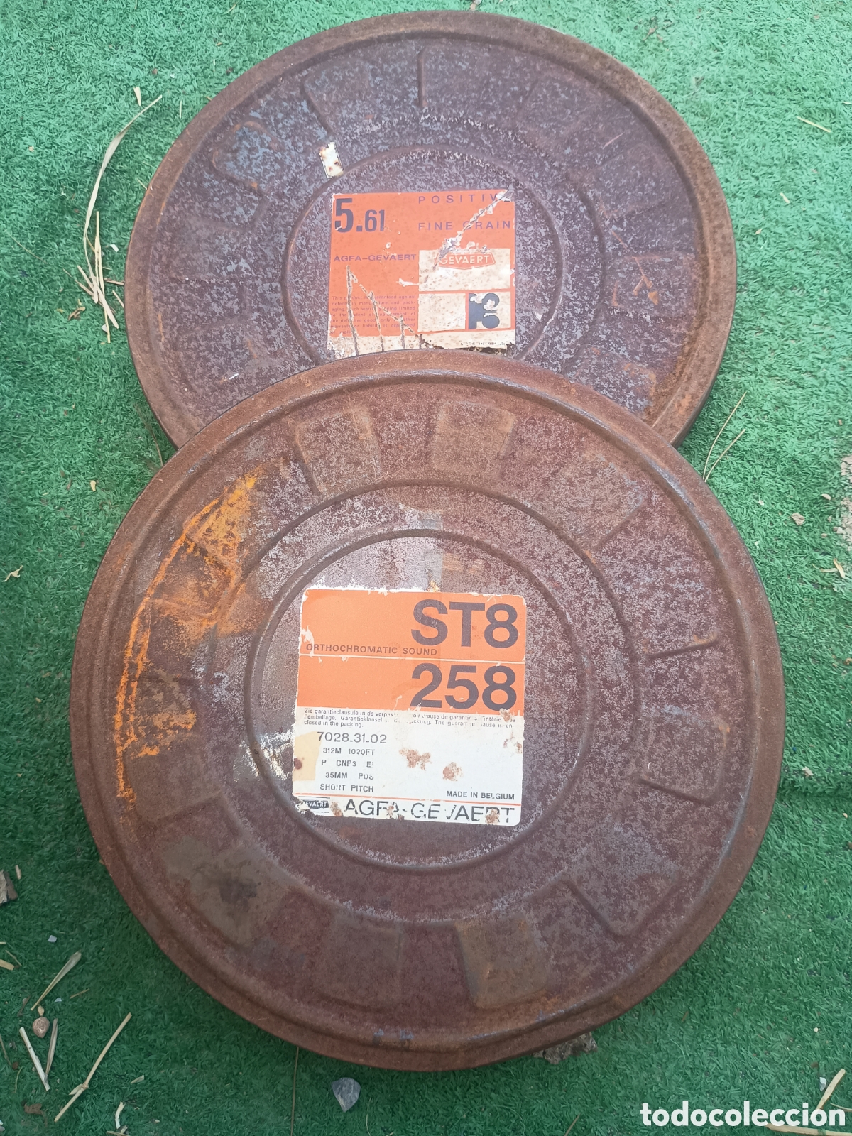 Vintage: Caja de pel&iacute;culas hojata