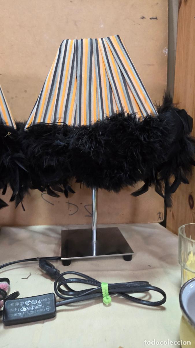 Vintage: 2 lamparas de mesa cromadas y con plumas - Foto 5