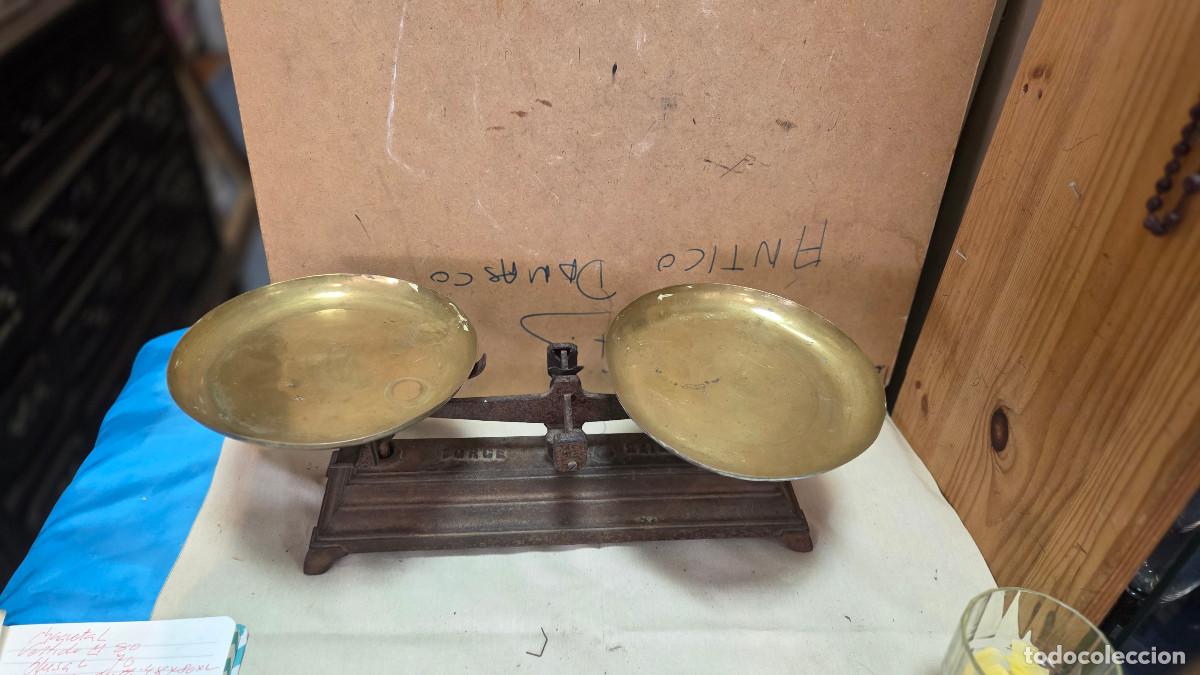 Vintage: balanza antigua de 2 kilos