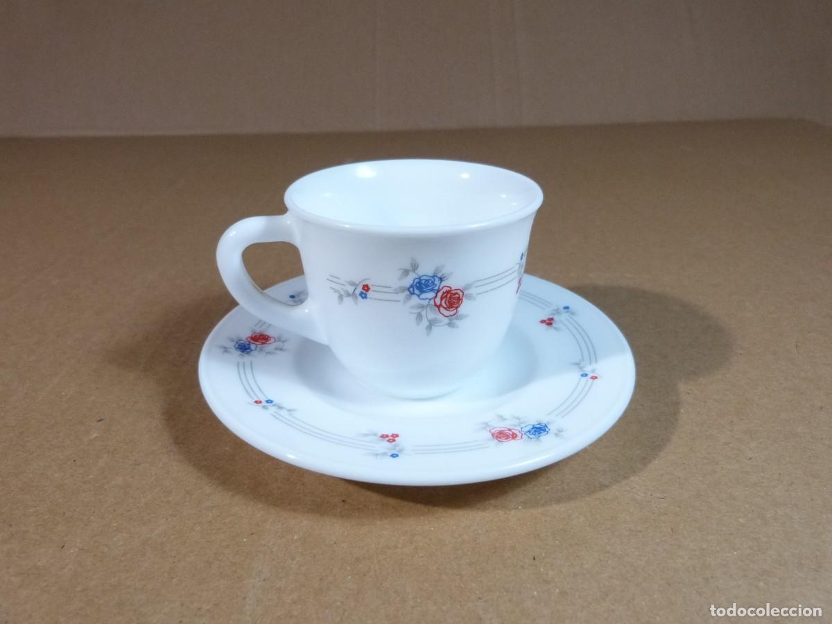 Vintage: Taza vintage de cafe con platillo marca Argal modelo Harmonia