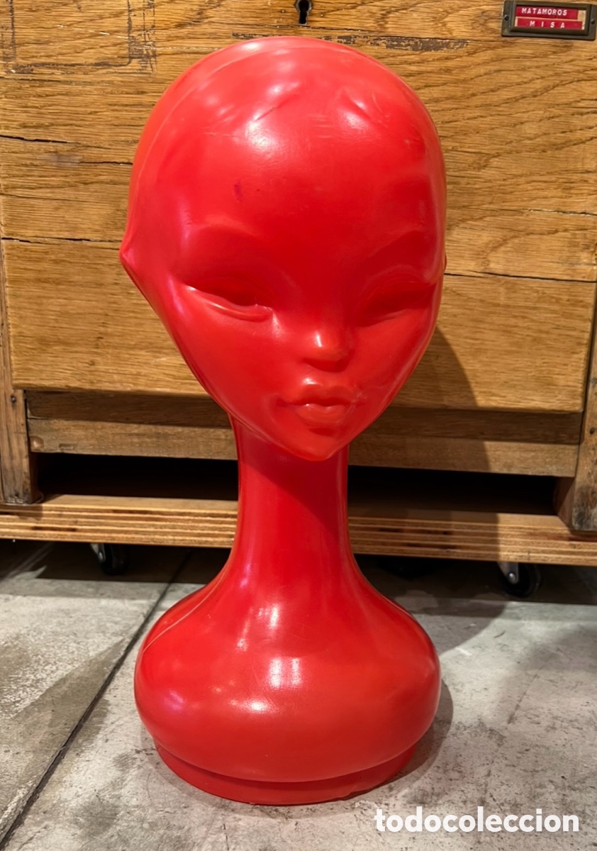 Vintage: Cabeza Maniqu&iacute;. Dise&ntilde;o. Para sombrero. Pl&aacute;stico. A&ntilde;os 60.
