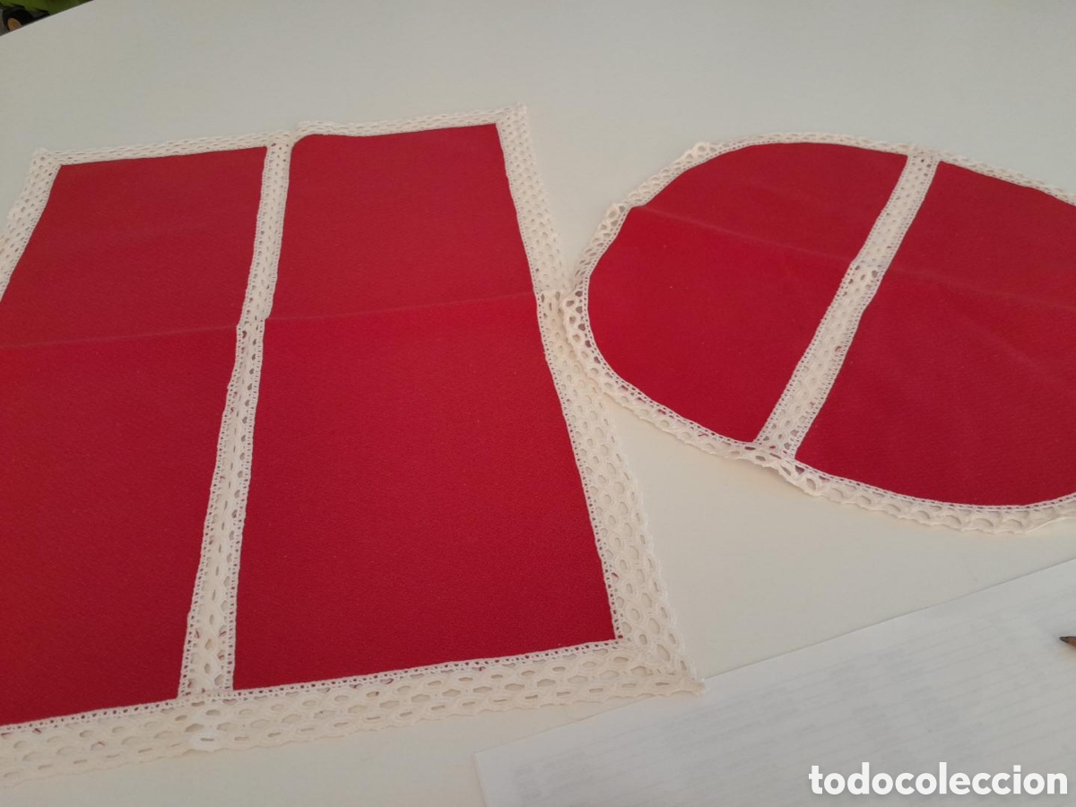 Vintage: Lote de 2 tapetes rojos con entredos y puntillas en beis vintage