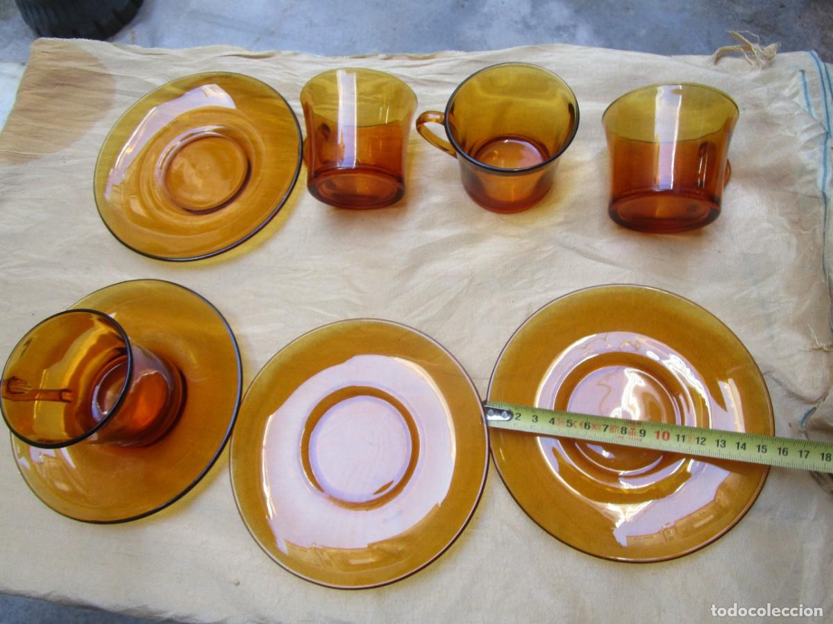 Vintage: DURALEX FRANCIA - 4 TAZAS CAFE DESAYUNO CON SUS PLATOS - SIN USO PREVIO, COLOR AMBAR, APROX 1970 +