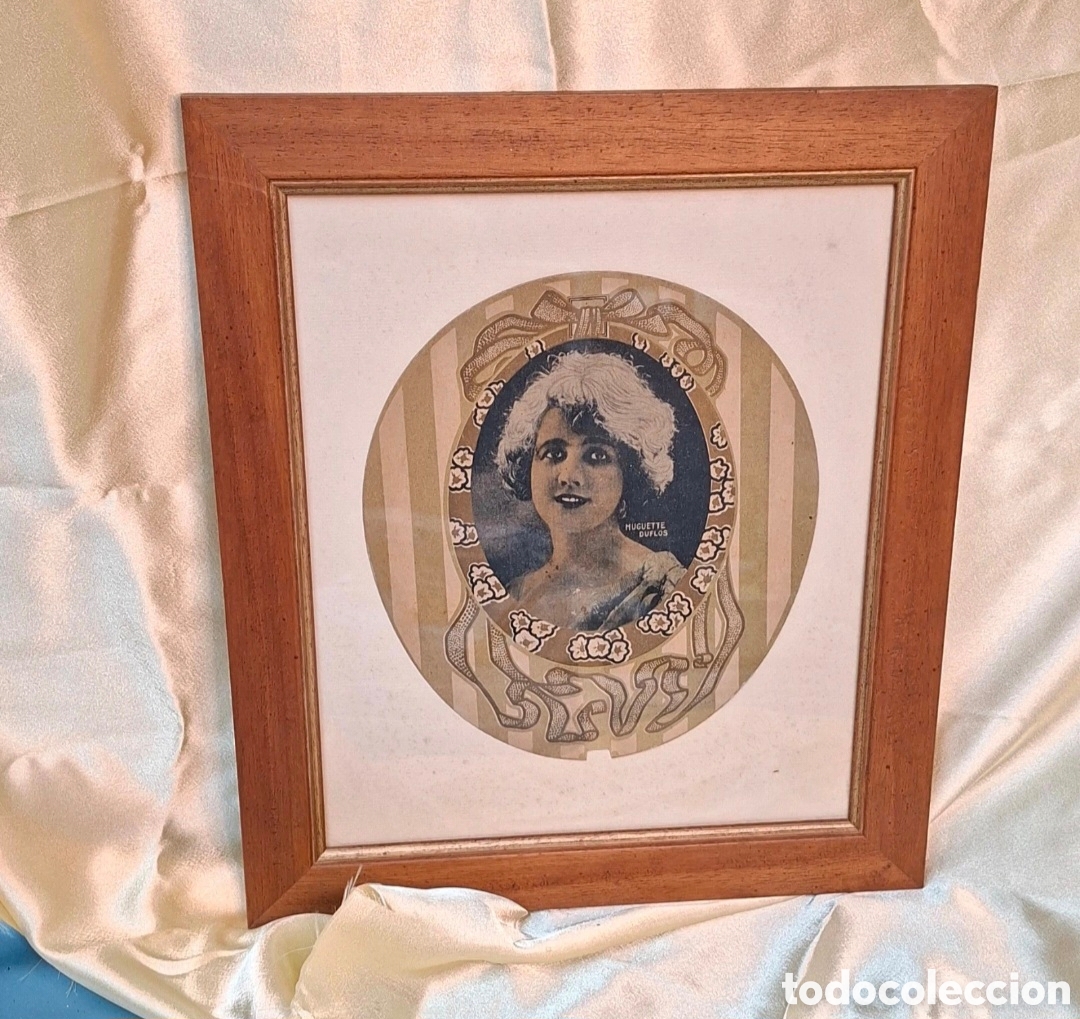 Vintage: Marco de madera con un abanico de papel. - Foto 11