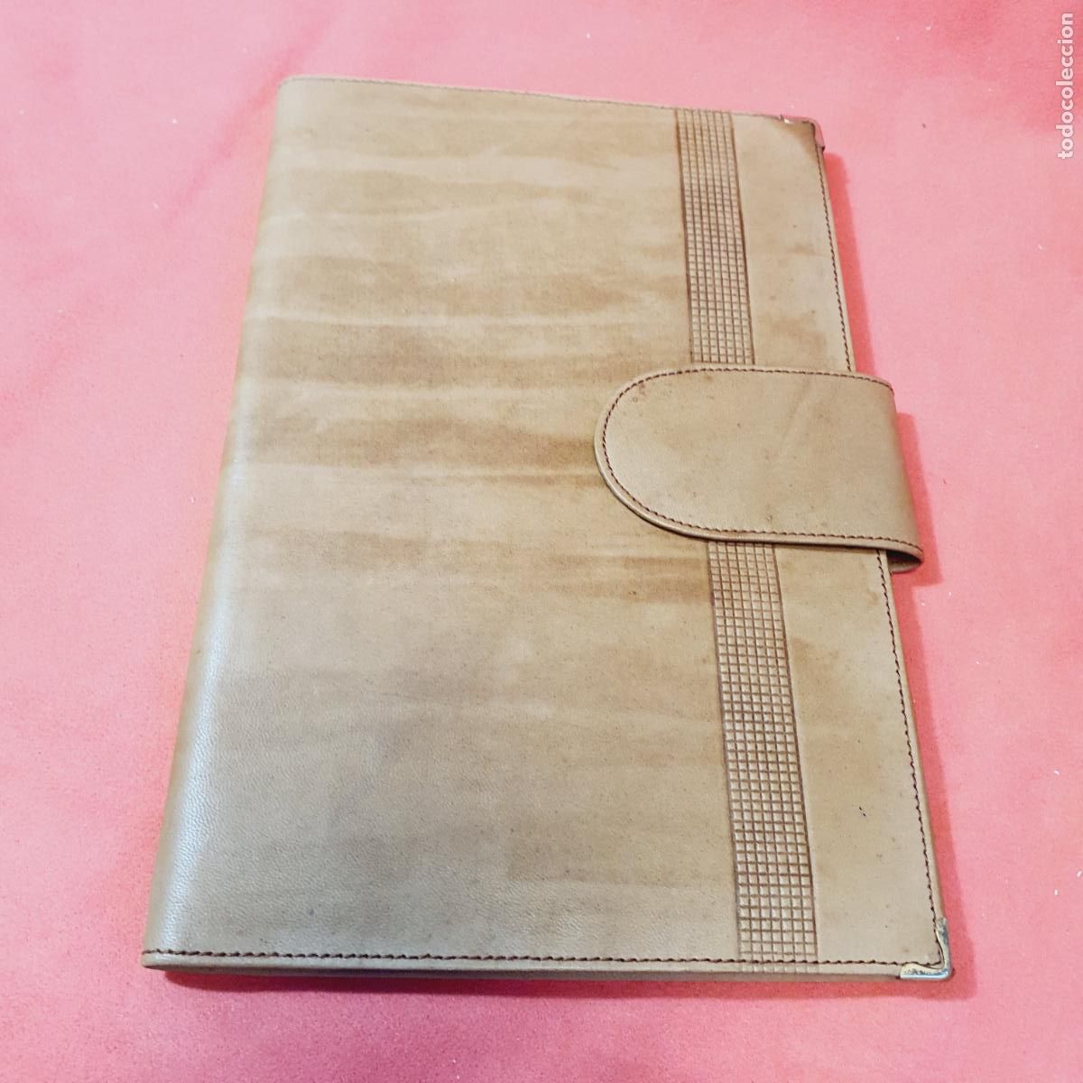 Vintage: CARPETA-PIEL BEIGE-VINTAGE-N.O.S.-CALCULADORA-VER FOTOGRAF&Iacute;AS PARA M&Aacute;S DATOS.