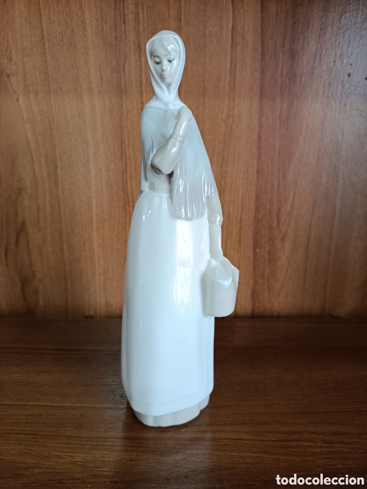 Vintage: Elegante figura de Porcelana Espa&ntilde;ola
