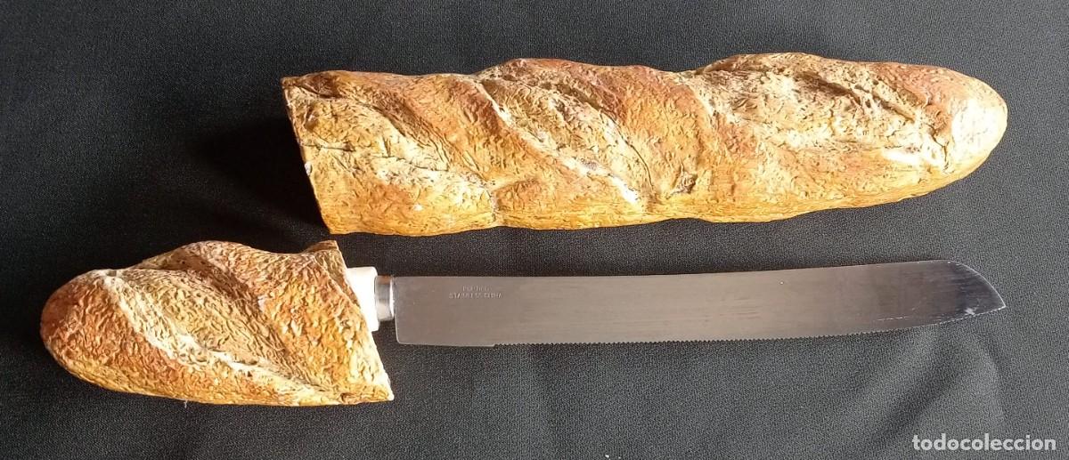 Vintage: CUCHILLO PARA CORTAR EL PAN CON FORMA DE BARRA DE PAN