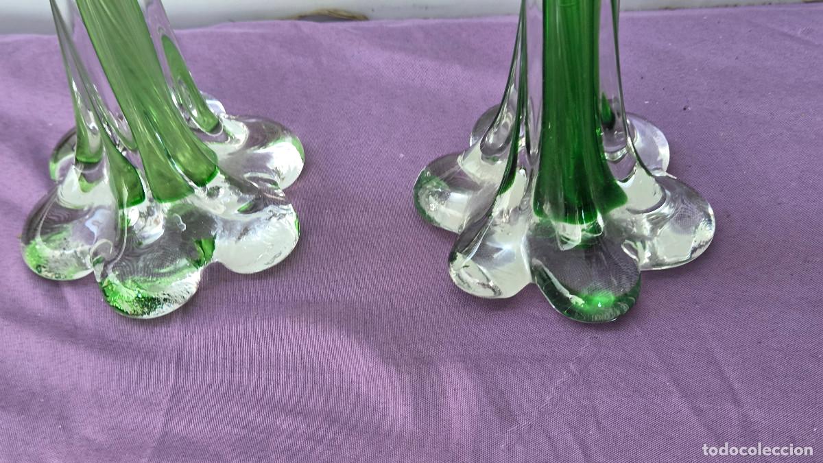Vintage: parejas de floreros de cristal verde - Foto 5
