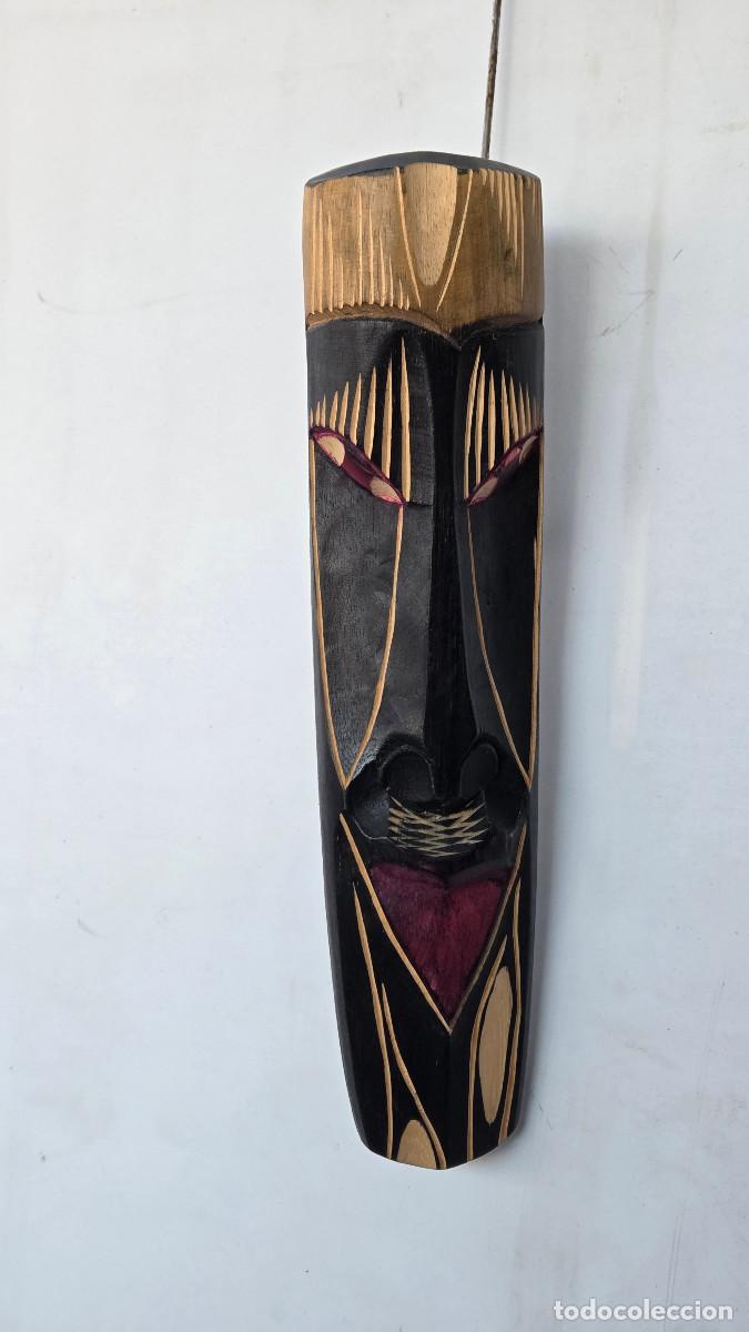 Vintage: mascara africana de madera