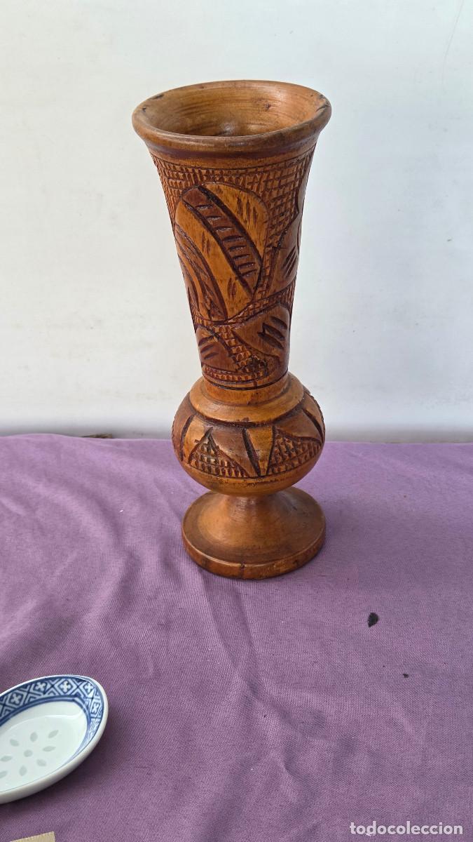 Vintage: jarron africano de madera labrada