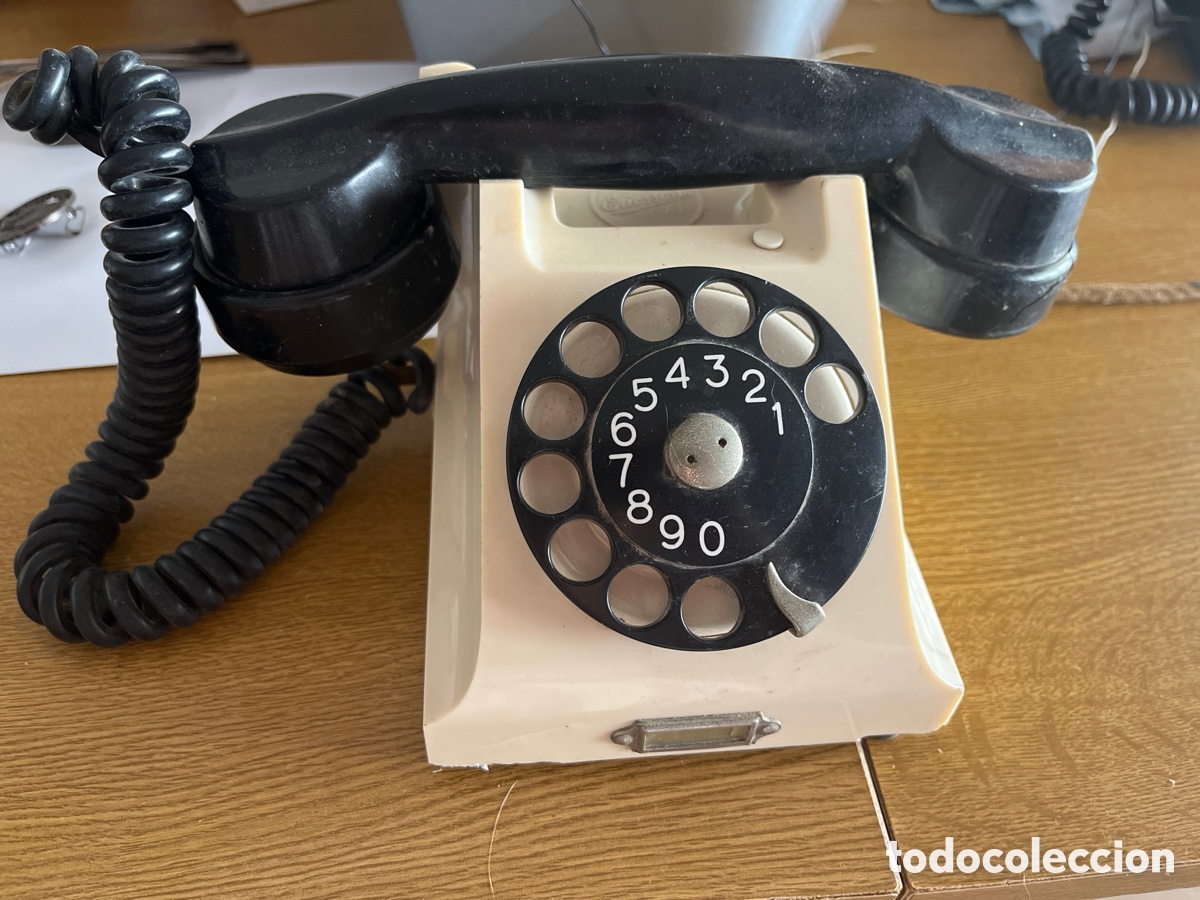 Vintage: Tel&eacute;fonos anal&oacute;gicos vintage