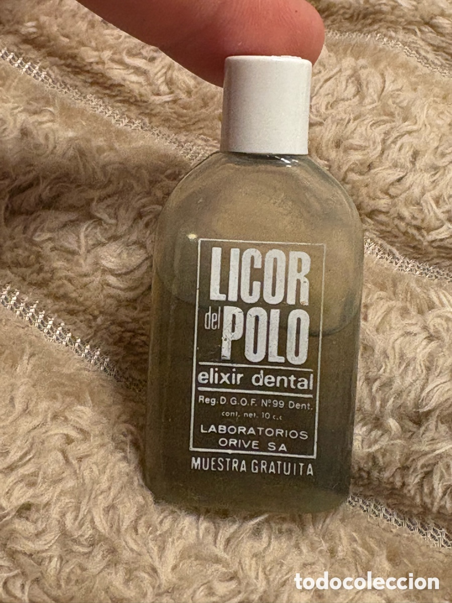 Vintage: Antigua Muestra Licor Del Polo Con L&iacute;quido Original A La Mitad - Laboratorios Orive Flexiplas 10 cl