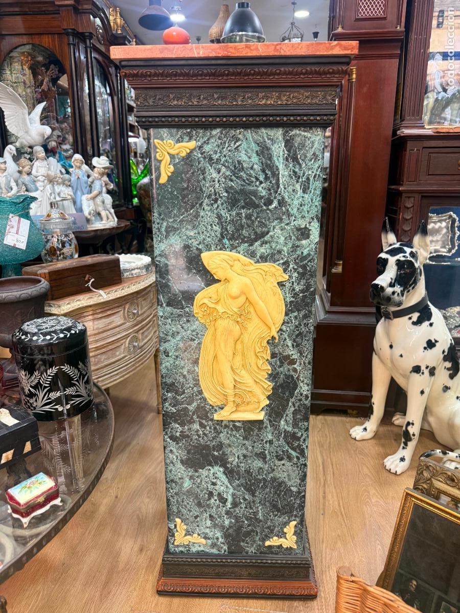 Vintage: COLUMNA PEDESTAL EN MADERA Y TAPA DE MARMOL - MEDIDA TOTAL 109X37X37 CM