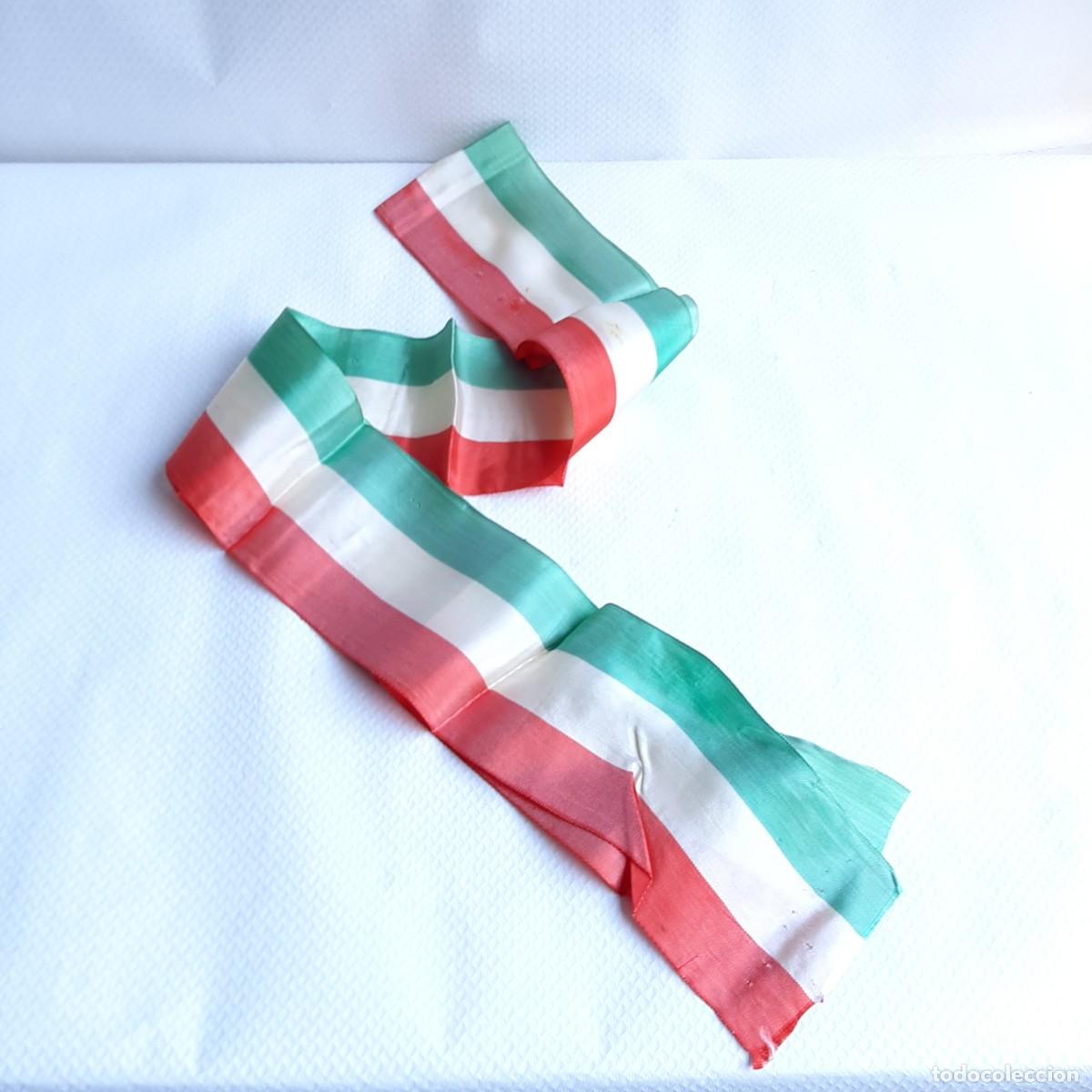 Vintage: Fascia Bandiera Italiana tricolore Dimensioni lunghezza 180x10 cm. in tessuto