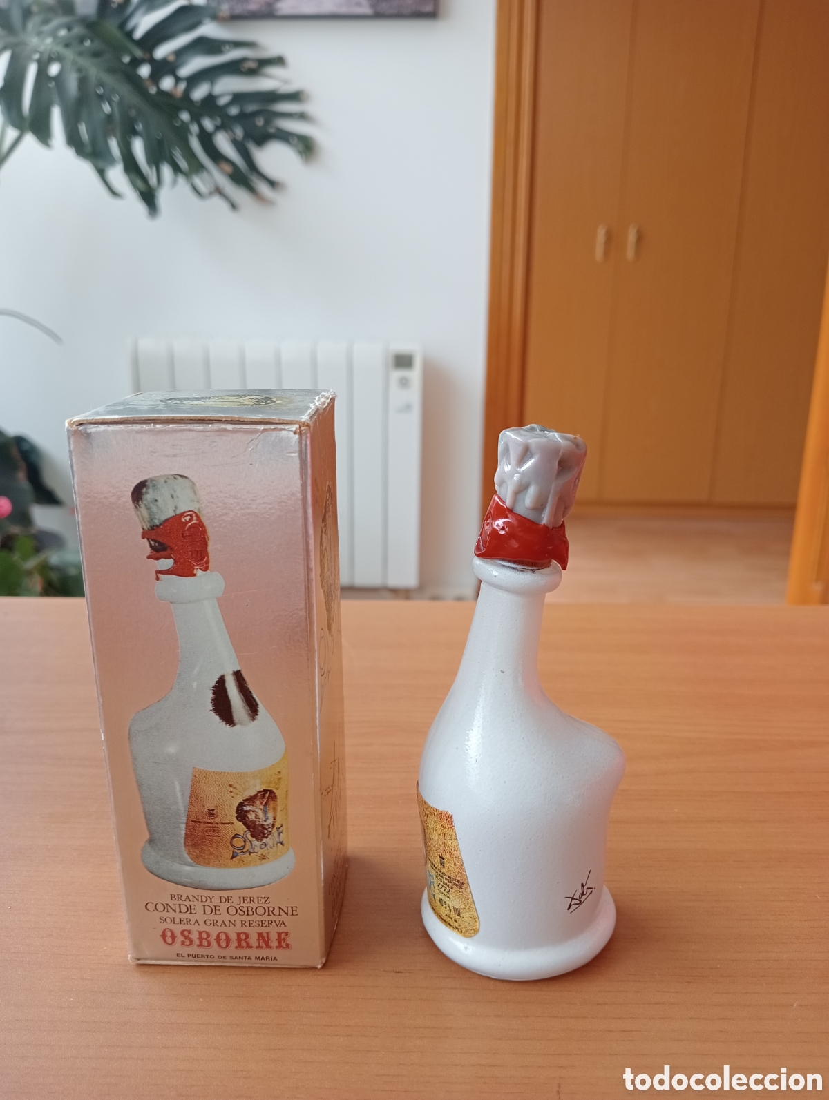 Vintage: Botella brandy Conde de Osborne miniatura - Foto 2