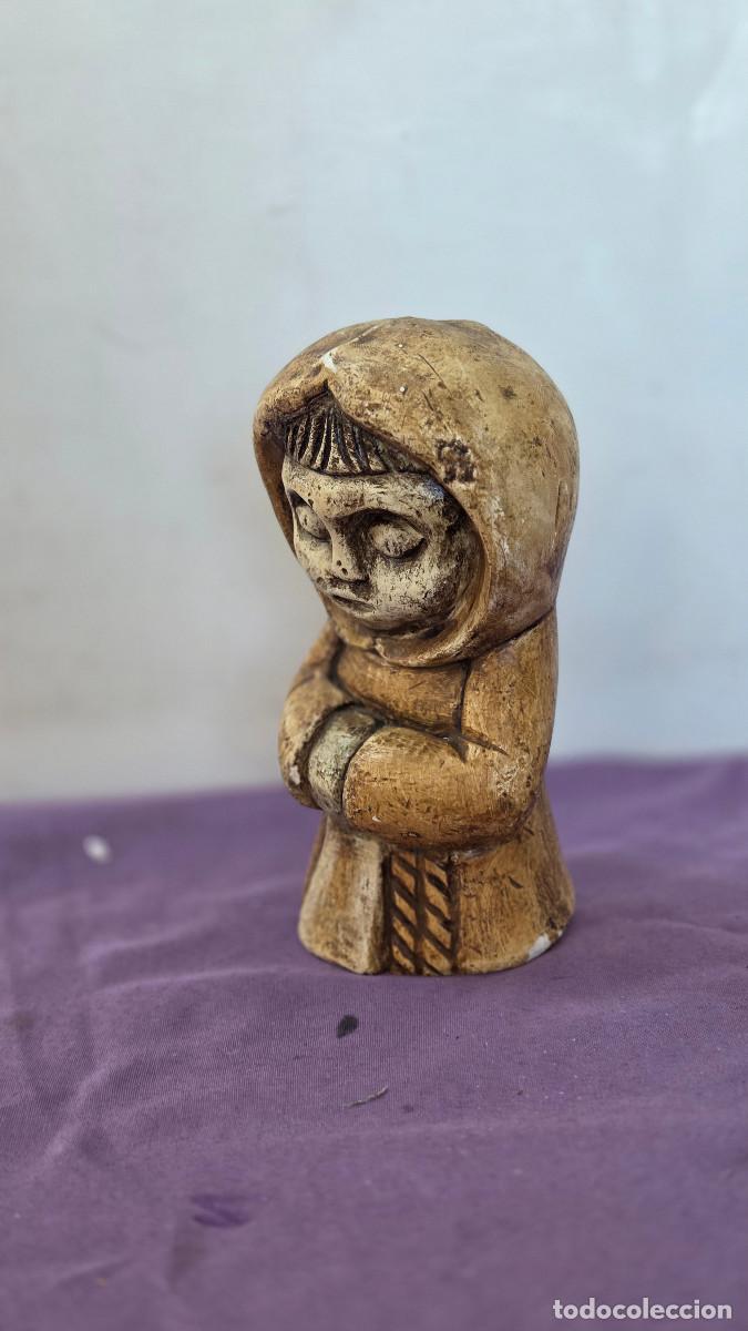 Vintage: escultura de monje vintage
