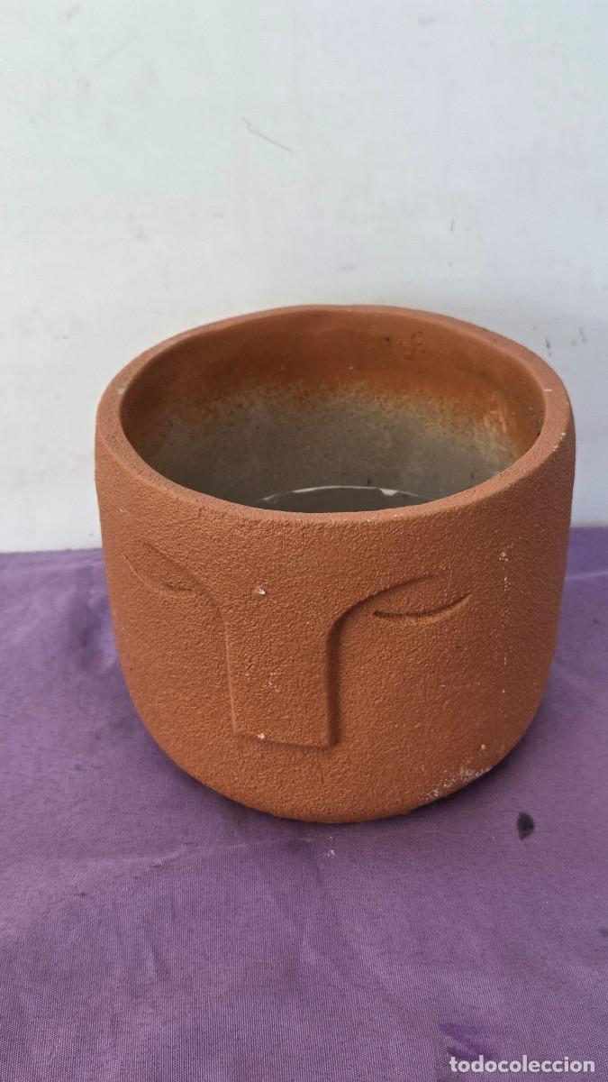 Vintage: maceta antigua de ceramica