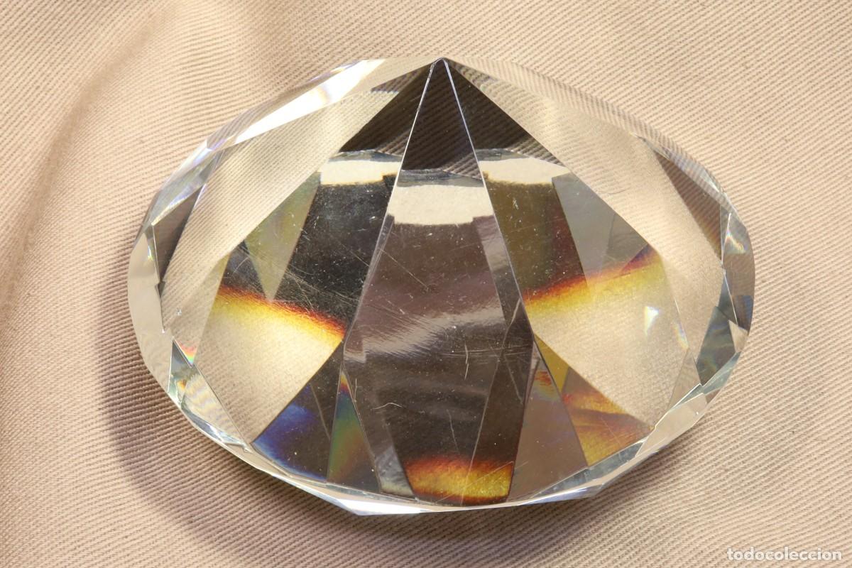 Vintage: Brillante decorativo transparente. Shiny decorative transparent.
