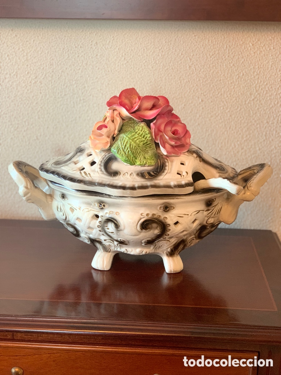 Vintage: Sopera decorativa calada con flores &ndash; Centro de mesa vintage grande