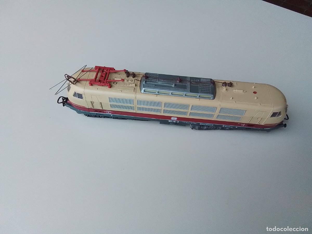 Vintage: LIMA ITALY Locomotora tren + 4 vagones
